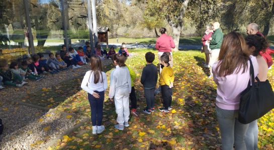 Los niños del San Blas se suman a 'SotoAventura', una iniciativa medioambiental de los alumnos de la Afe de Medio Natural Y promoción Turística