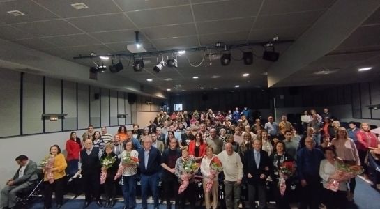 Siete parejas reciben su homenaje por las Bodas de Oro en la II Gala 50 Años Juntos