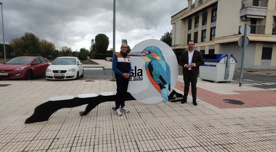 Nuevo  'photocall' para señalizar y dar visibilidad a la entrada a la Isla del Soto desde la avenida de la Serna