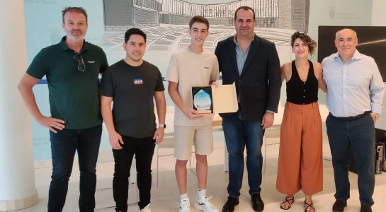 El alcalde recibe a Samuel Rivas, doble campeón de España, de Europa y del mundo